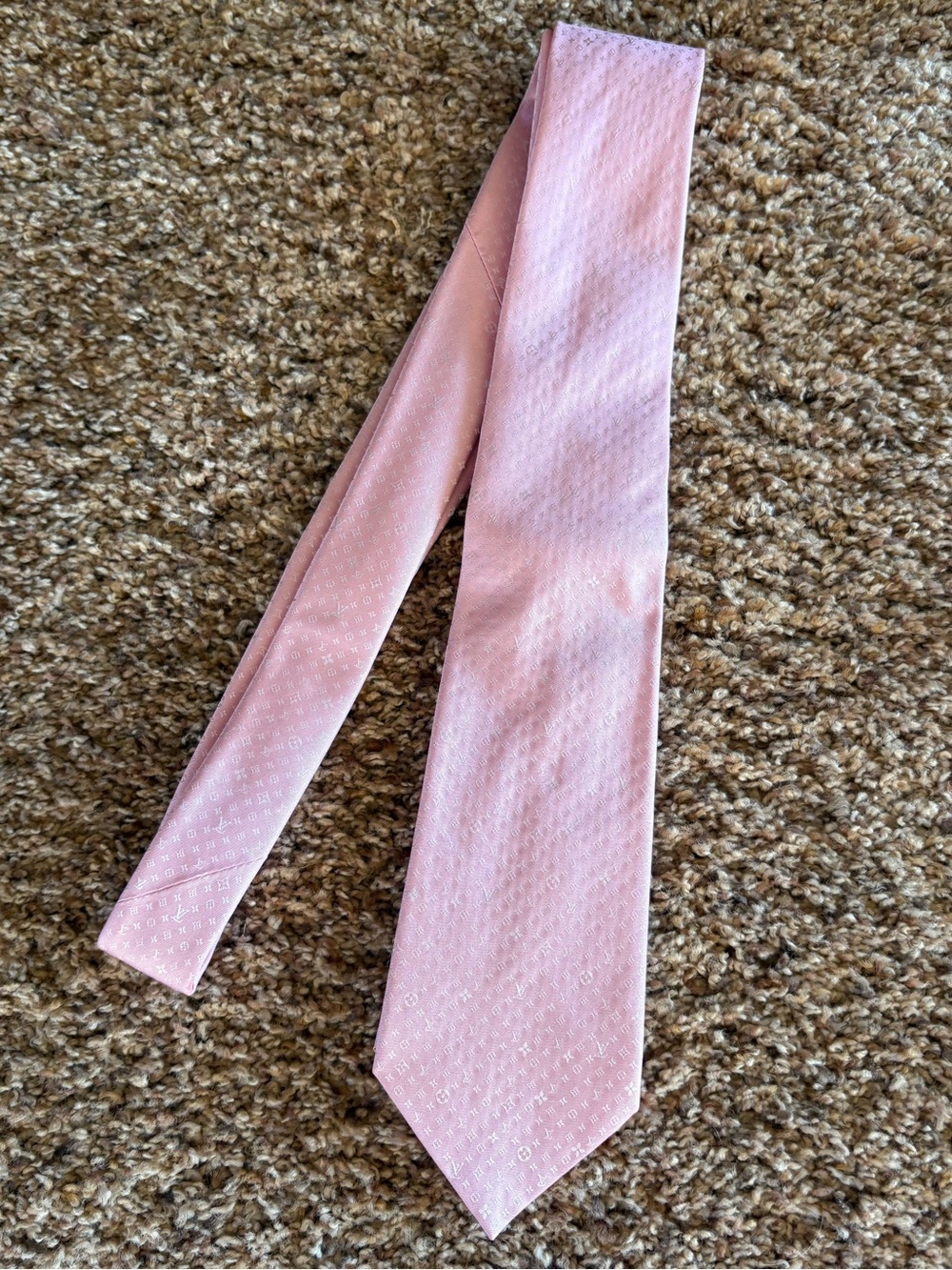 Louis Vuitton Pink Silk Tie